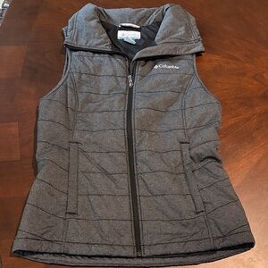 Columbia Charcoal Quilted Vest